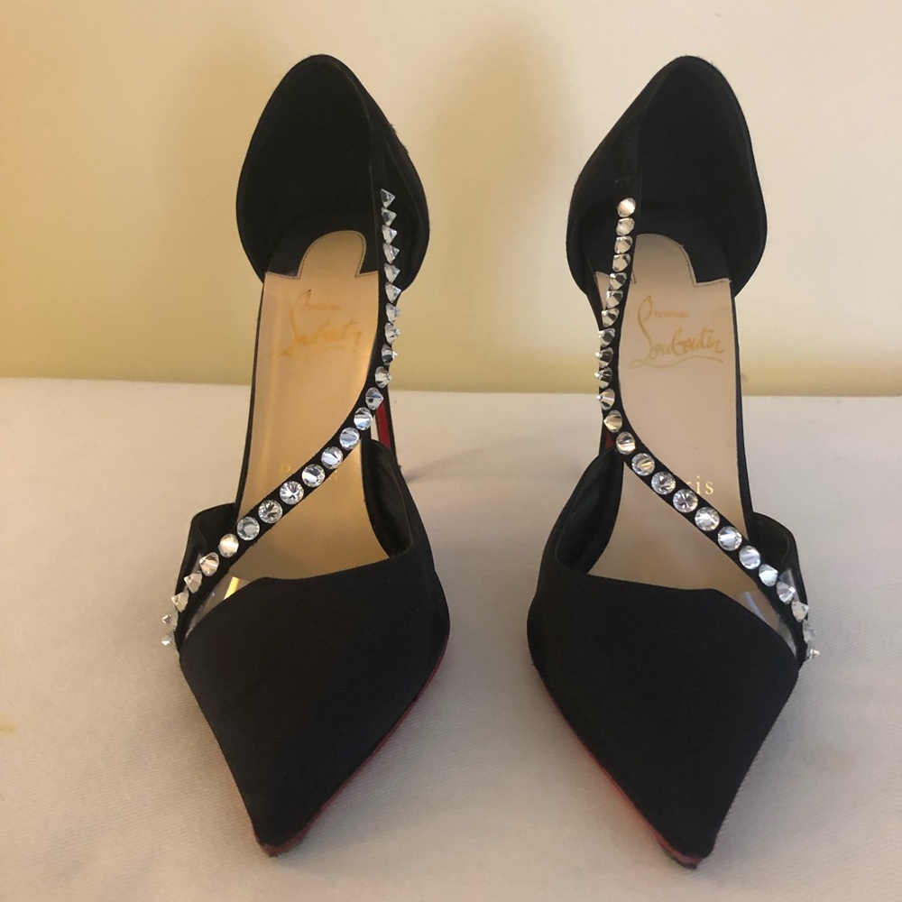Very lightly worn Louboutins!